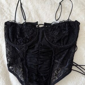 Chic Black Lace Crop Top